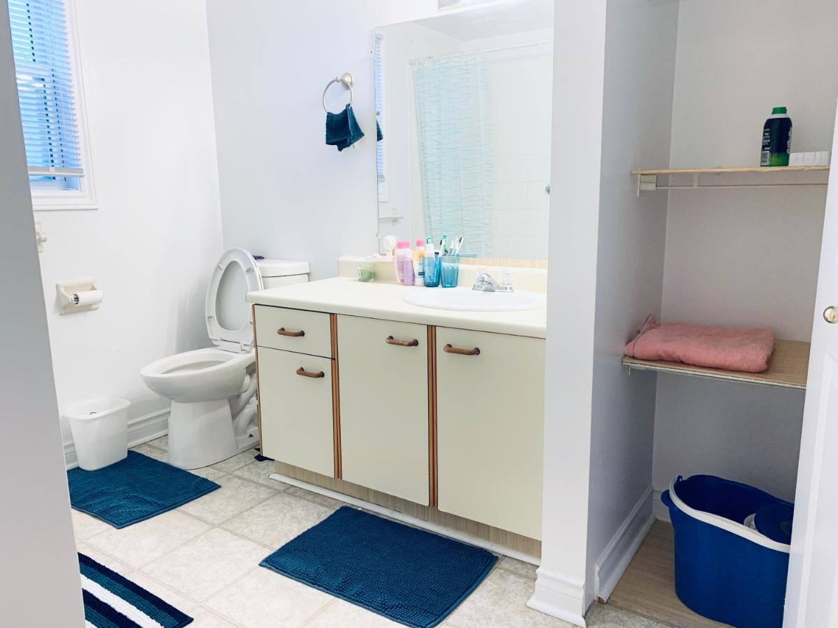 Private Fully Furnished Room In Halifax Shared Washroom 外观 照片